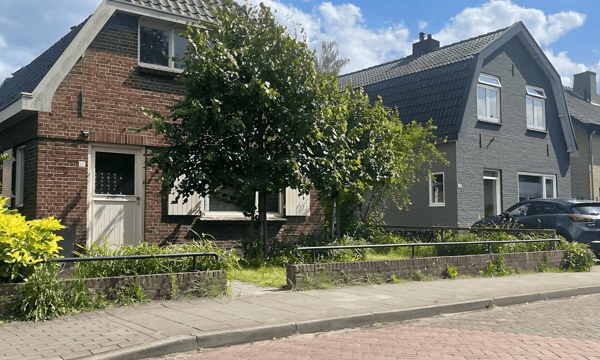 Huis | 100m² | €1285,-