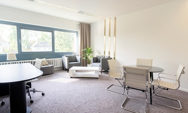 Kantoor | 32m² | €380,-