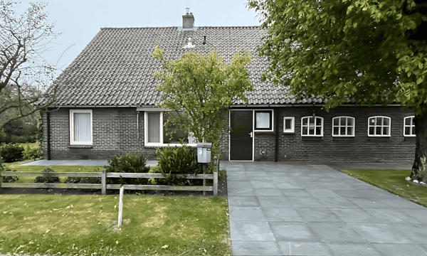 Huis | 140m² | €1150,-