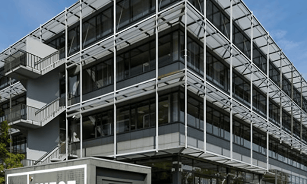 Kantoor | 495m² | €235,-