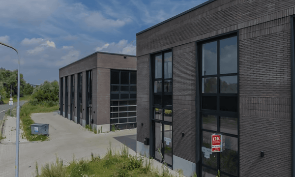 Bedrijfsruimte | 110m² | €1200,-