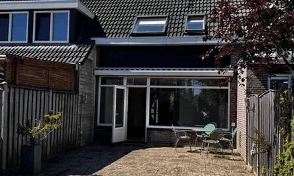 Kamer | 110m² | €1800,-