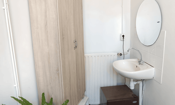 Kamer | 13m² | €685,-