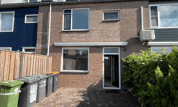 Huis | 123m² | €2690,-