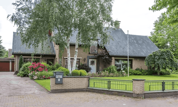 Huis | 295m² | €2450,-