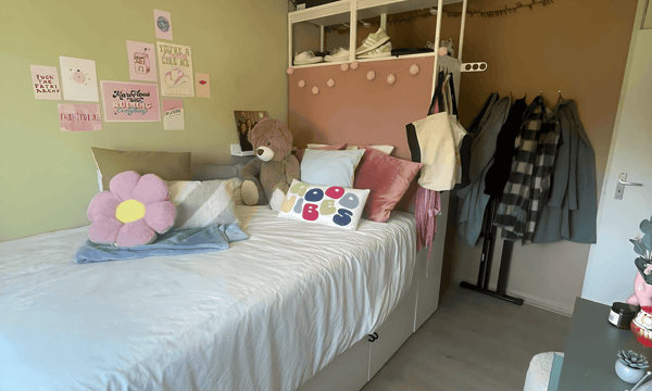 Kamer | 11m² | €380,-