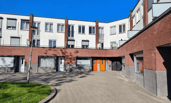 Huis | 113m² | €2799,-