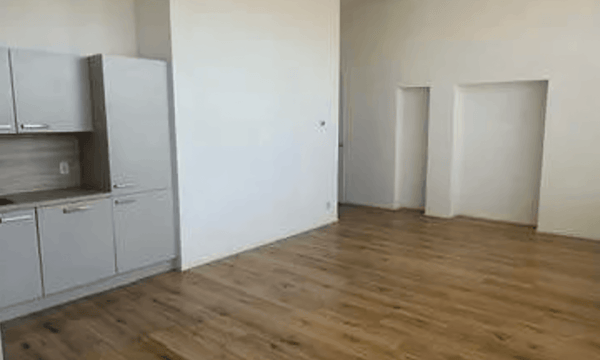 Kamer | 455m² | €990,-