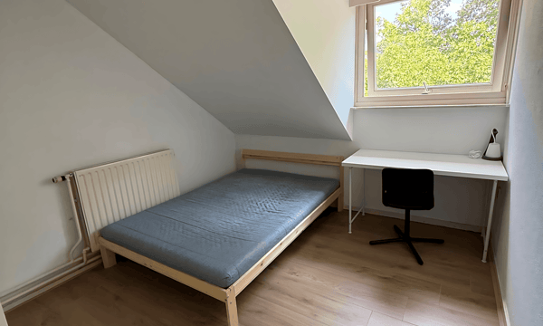 Kamer | 10m² | €600,-