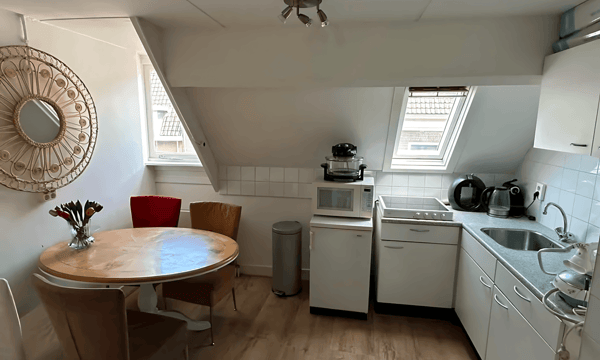 Kamer | 40m² | €1650,-