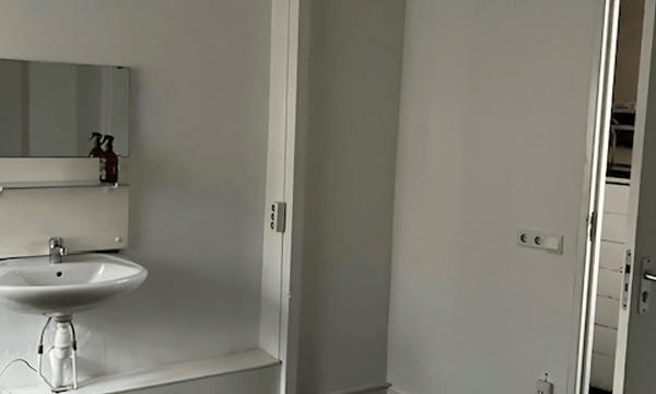 Kamer | 14m² | €587,-