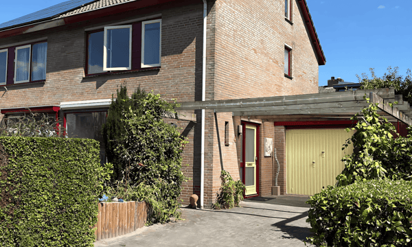 Huis | 127m² | €2250,-