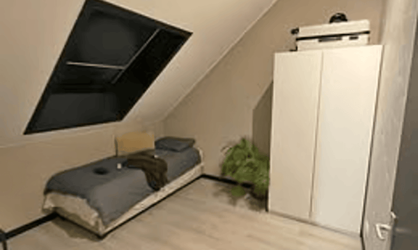 Kamer | 14m² | €550,-