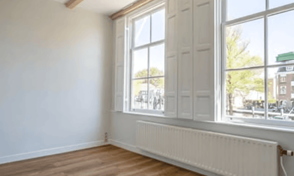 Kamer | m² onbekend | €950,-