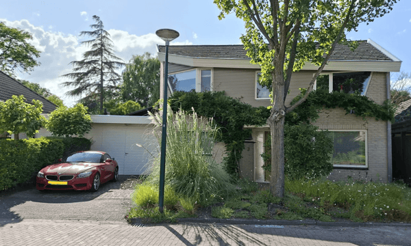 Huis | 250m² | €1950,-