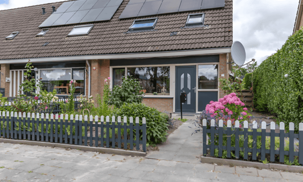 Huis | 93m² | €700,-