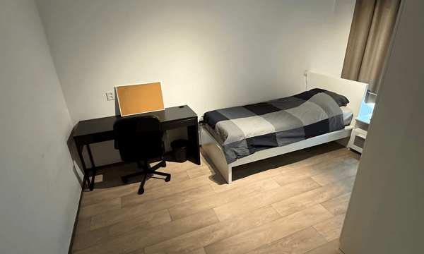 Kamer | 8m² | €525,-