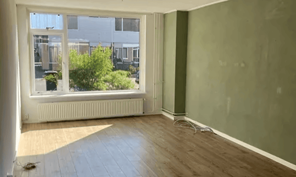 Huis | 101m² | €375,-