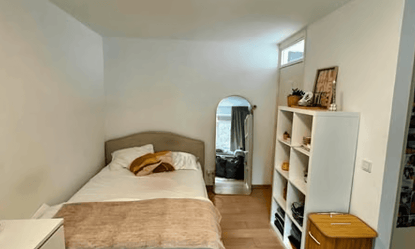 Studio | m² onbekend | €1050,-