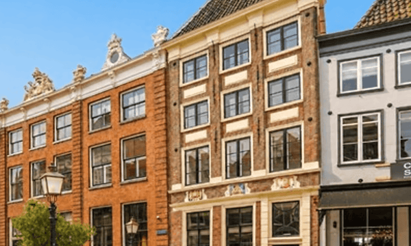 Appartement | 79m² | €1975,-