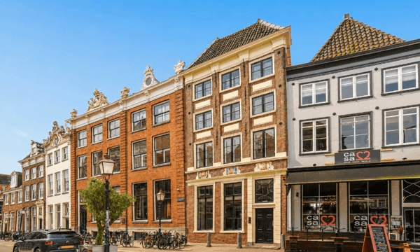 Appartement | 79m² | €1975,-