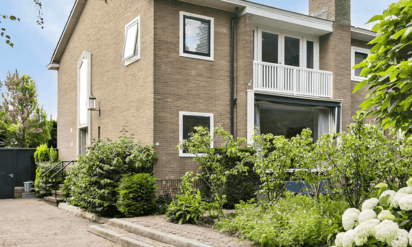 Huis | 159m² | €2750,-