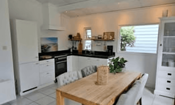 Kamer | m² onbekend | €1300,-