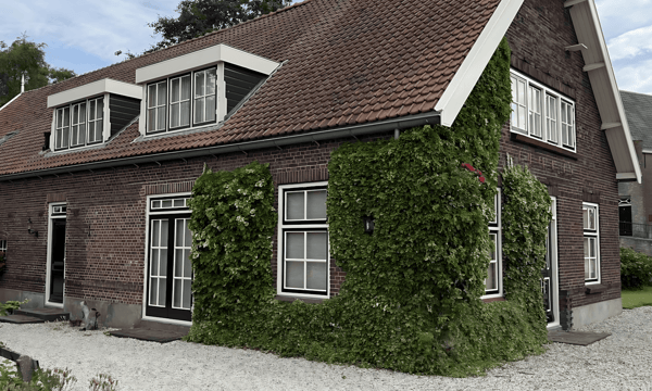 Huis | 243m² | €2950,-