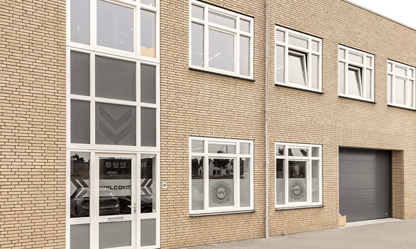 Bedrijfsruimte | 417m² | €4000,-