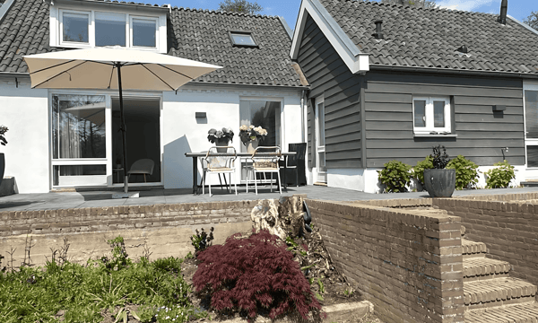 Huis | 104m² | €2295,-