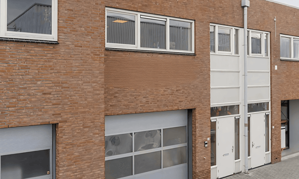 Bedrijfsruimte | 164m² | €1350,-