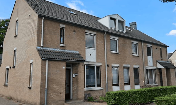 Huis | 90m² | €230,-