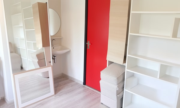 Kamer | m² onbekend | €635,-