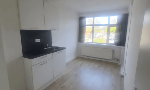 Kamer | 9m² | €346,-
