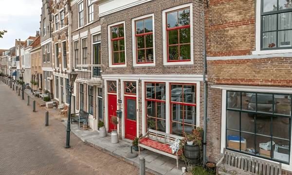Huis | 146m² | €1750,-