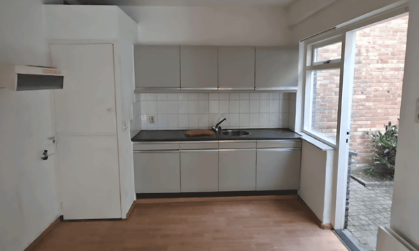 Huis | 238m² | €238,-