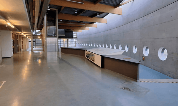 Bedrijfsruimte | 50m² | €350,-