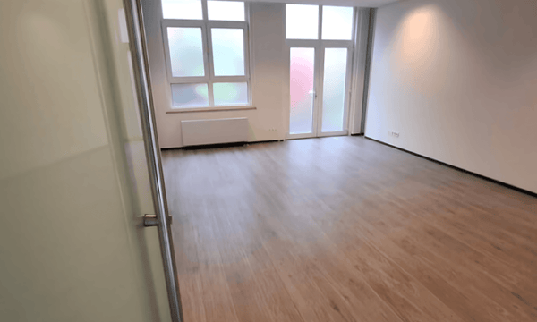 Kantoor | 20m² | €250,-