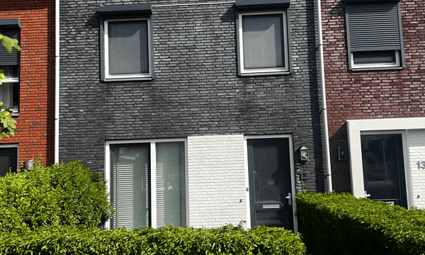 Huis | 128m² | €1800,-
