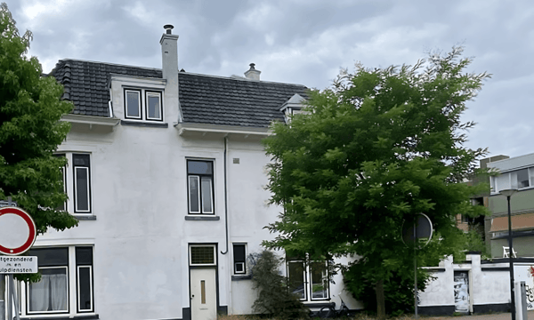 Huis | 120m² | €3100,-
