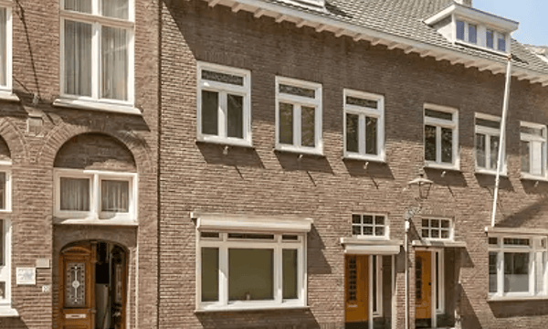 Huis | 158m² | €1350,-