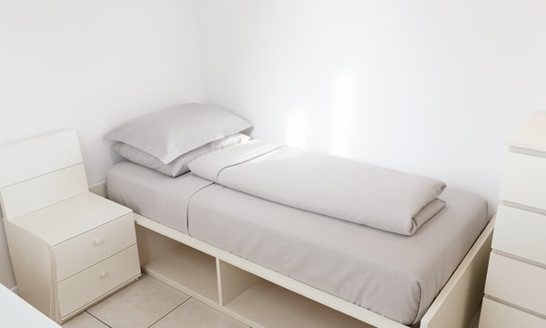 Kamer | m² onbekend | €1030,-