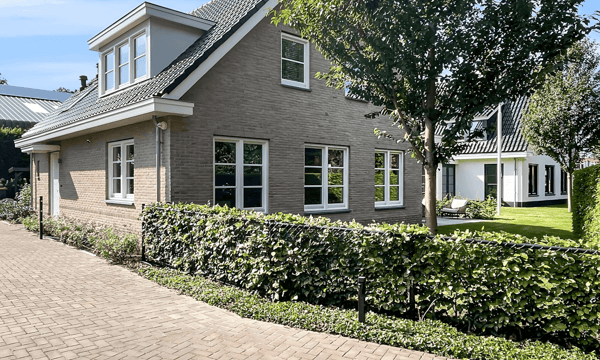 Huis | 190m² | €3850,-