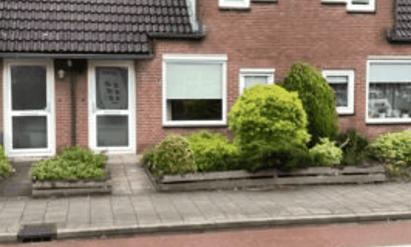 Huis | 80m² | €1077,-
