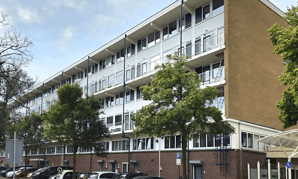 Kamer | 93m² | €1795,-