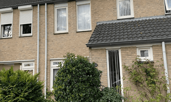 Huis | 116m² | €2150,-