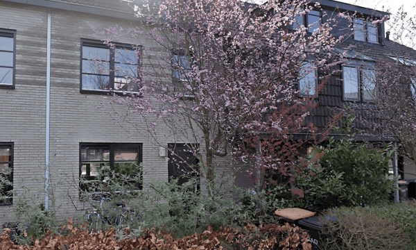 Huis | 144m² | €2750,-