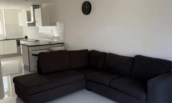 Studio | 60m² | €1400,-