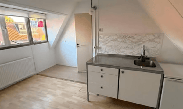 Studio | m² onbekend | €700,-