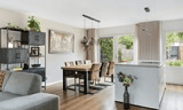 Huis | 103m² | €2750,-